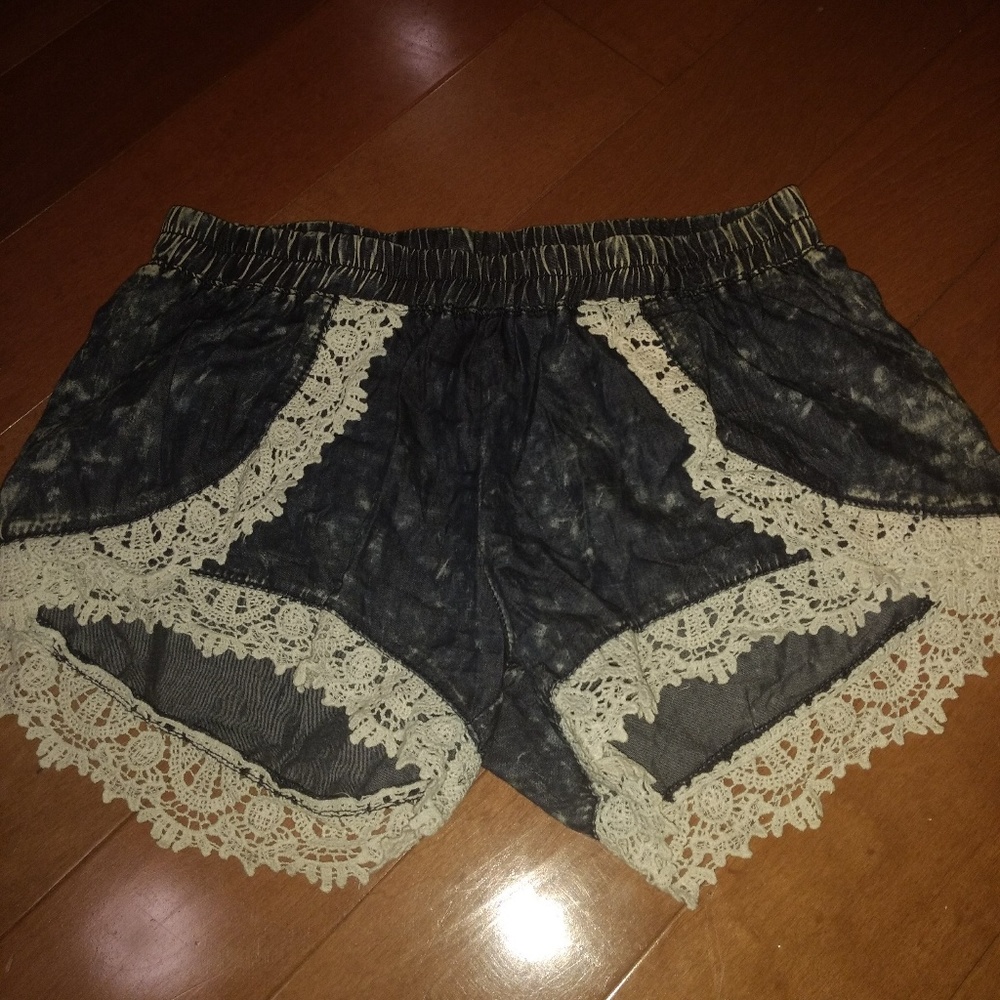 Short shorts